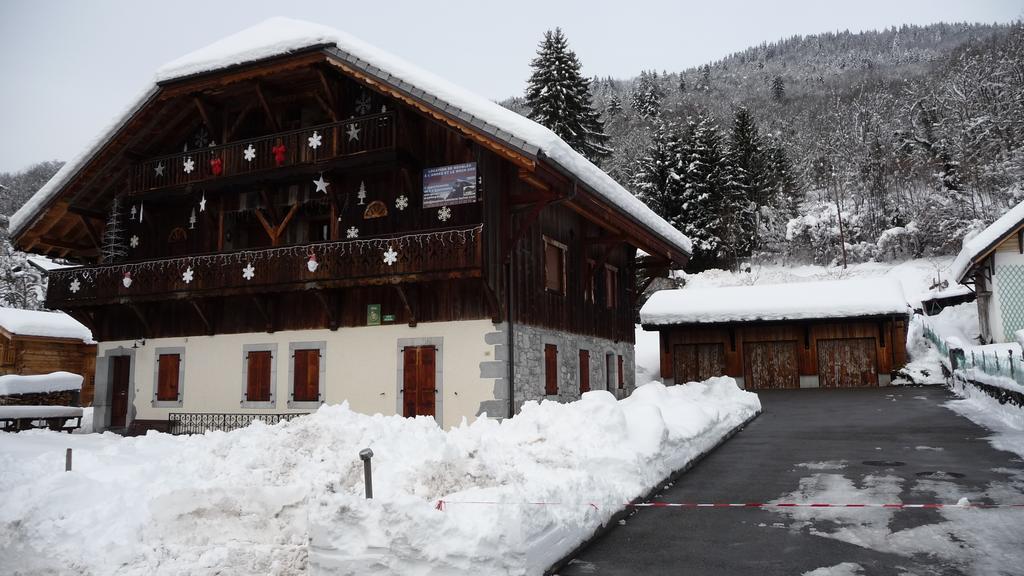 La Ferme De Sous-Lachat Samoëns Buitenkant foto